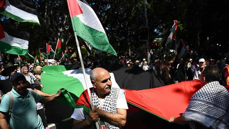 Australia to announce Gaza aid as supporters protest