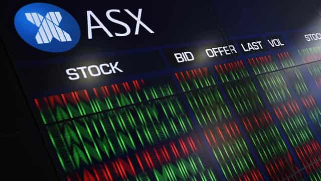 Australian shares edge higher as GDP shows growth slows