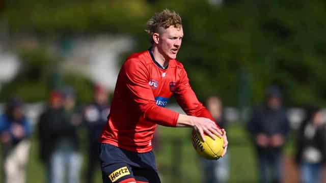 Goodwin buoyed by Oliver's AFL return in loss to Swans