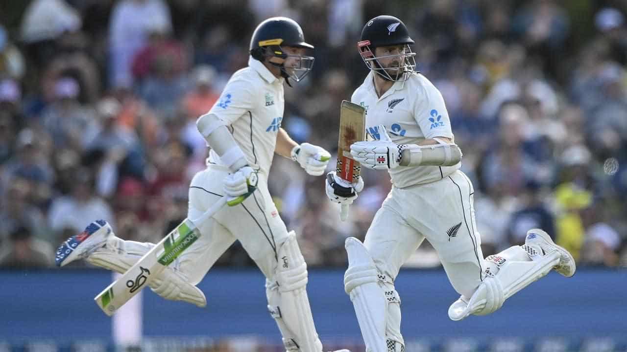 NZ stand up in second Test, lead Australia by 40