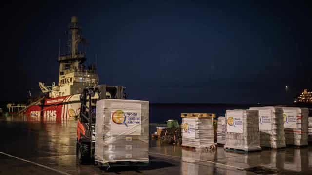 First aid ship on route to starving Gazans