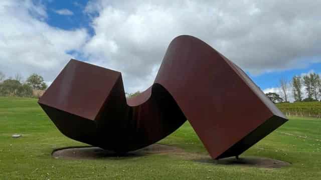 Pioneering Meadmore works reveal Australia's design DNA