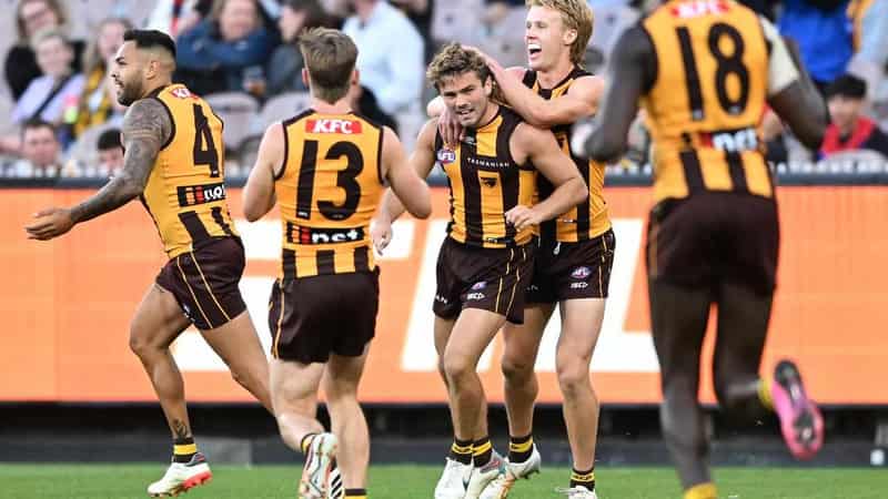 Clearance count kills Hawks again in heavy loss