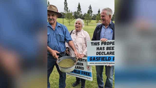 Farmers turn up the heat against coal seam gas mining