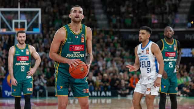 Melbourne target Tasmania's McVeigh in NBL decider