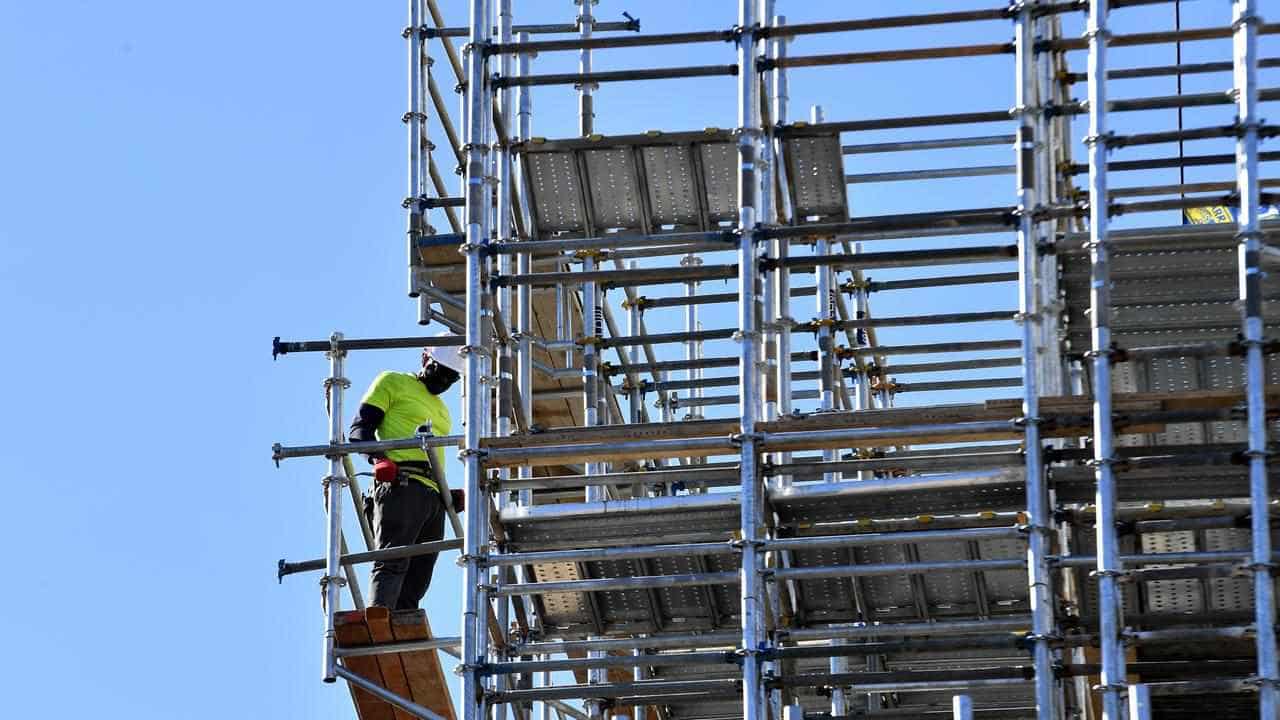 Worker dies amid 'tragic spike' in building falls