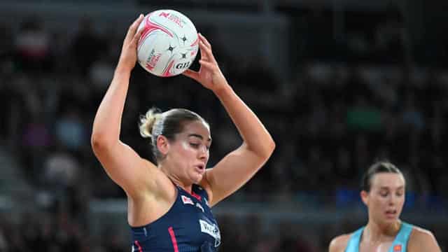 Vixens down Mavericks in maiden Melbourne derby