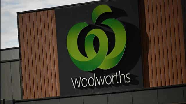 Woolies dubbed a 'model accused' over $1m pay bungle