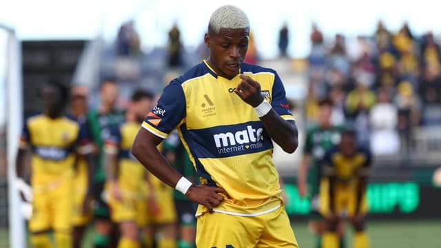 Mariners forward Torres charged with sexual assault