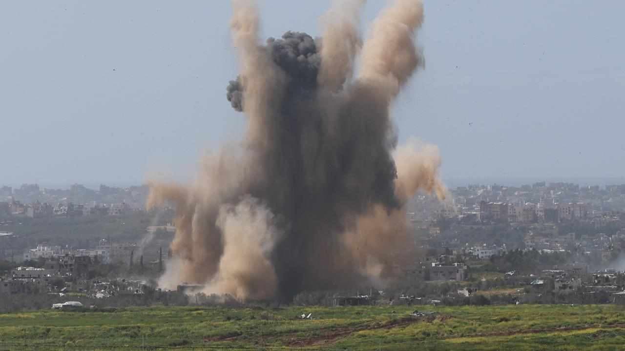 Heavy shelling as Israel intensifies strikes in Gaza