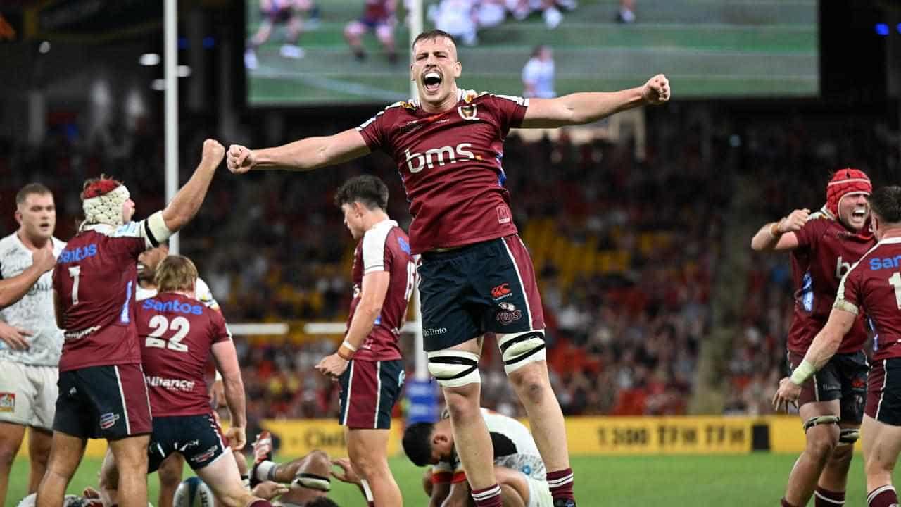 Aussies eyeing lead in Kiwi Super Rugby clashes