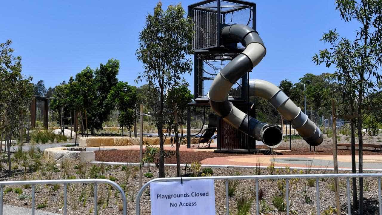 Legal threat as asbestos-park hit by algae outbreak