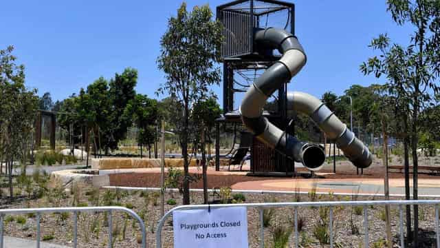 Legal threat as asbestos-park hit by algae outbreak