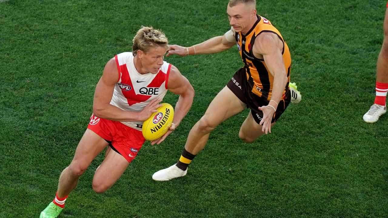 Parker nears return as Heeney stars in Swans' win