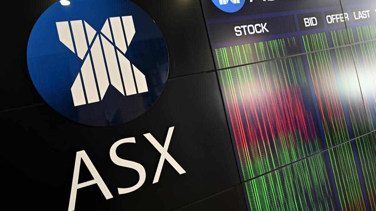 Tech, real estate sectors lead Australian shares higher