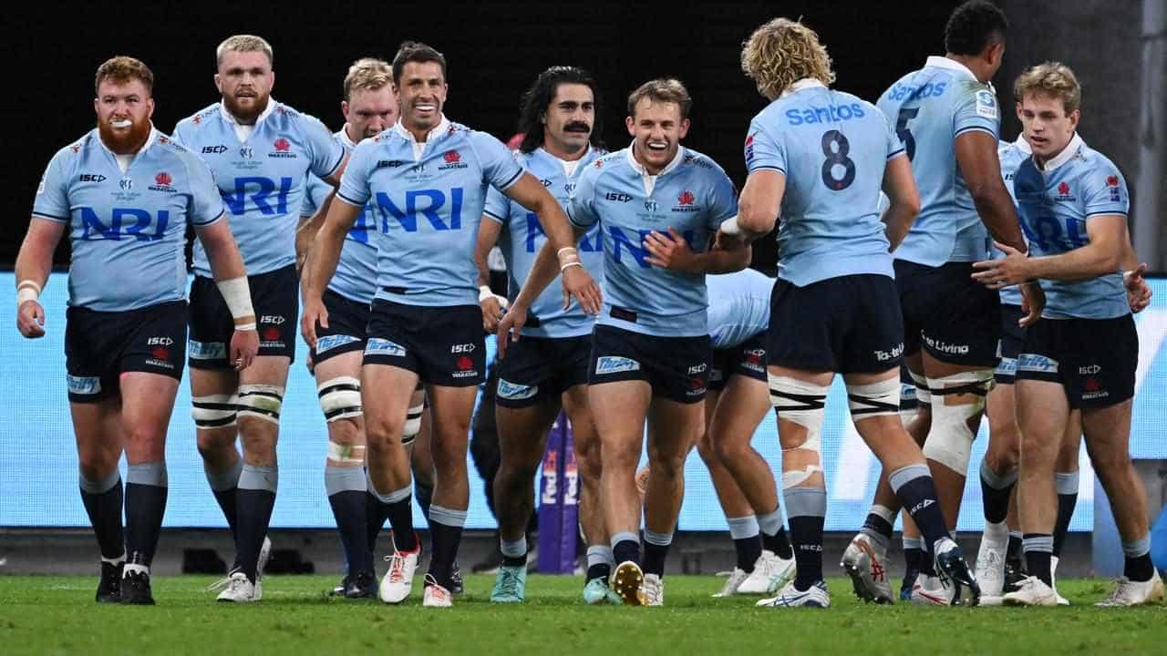 Table-topping Hurricanes wary of Waratahs ambush