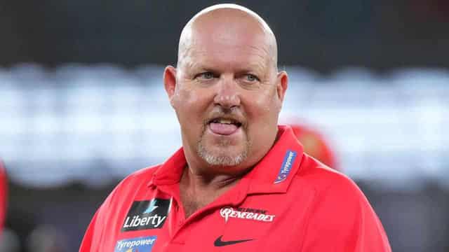 Renegades axe coach Saker after poor BBL campaign