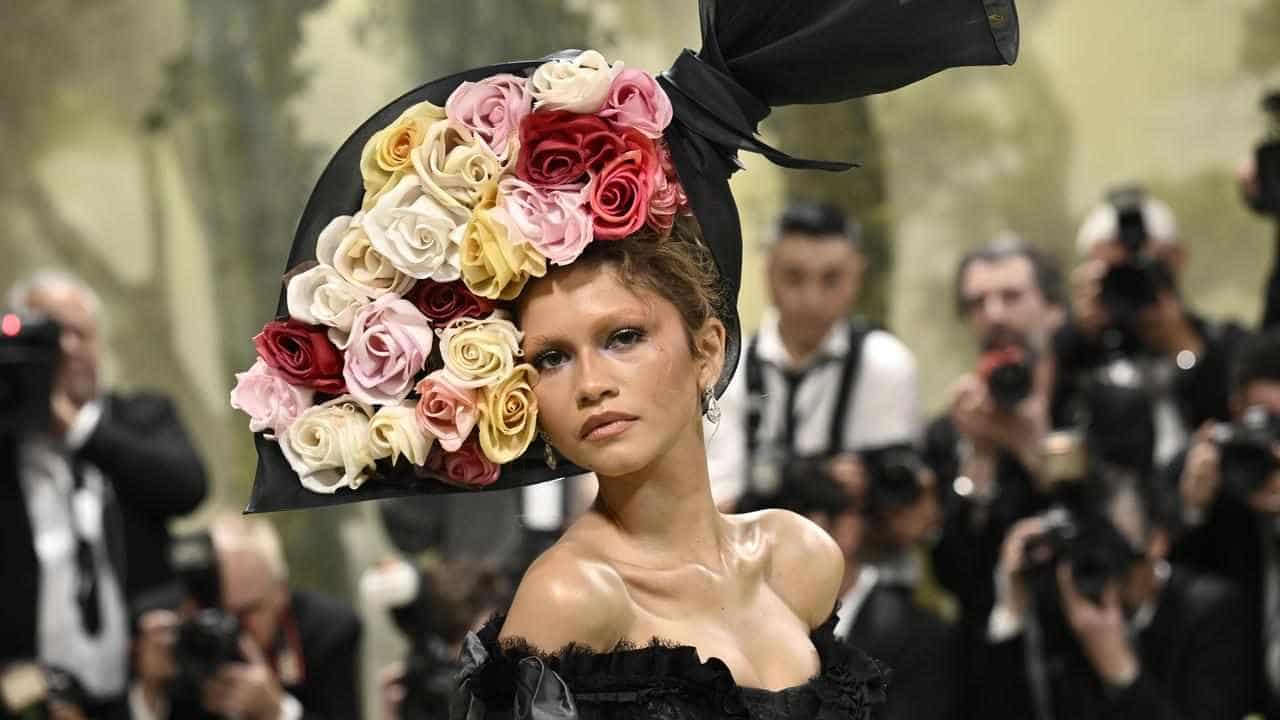 Zendaya delivers memorable fashion moment at Met Gala