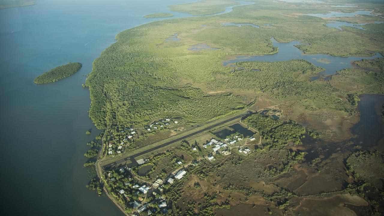 Border security under fire after men detained in Qld