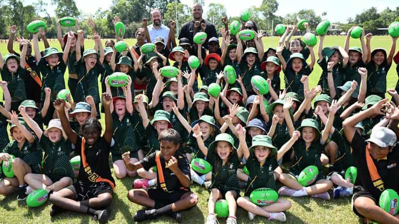 Auskick kids in shock and awe as Buddy pays a visit