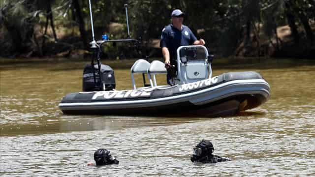 Man cried for help before river drowning, coroner told