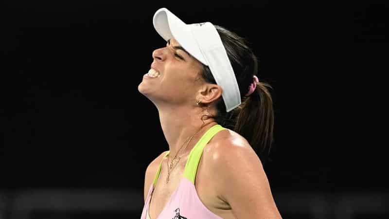 Tomljanovic injury scare as she retires in Parma return