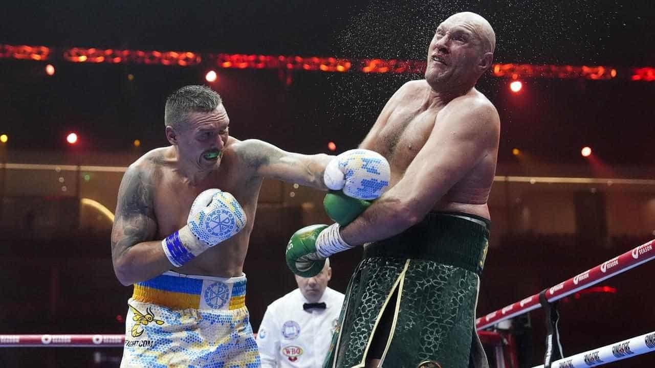 Usyk edges Fury to be undisputed heavyweight champion