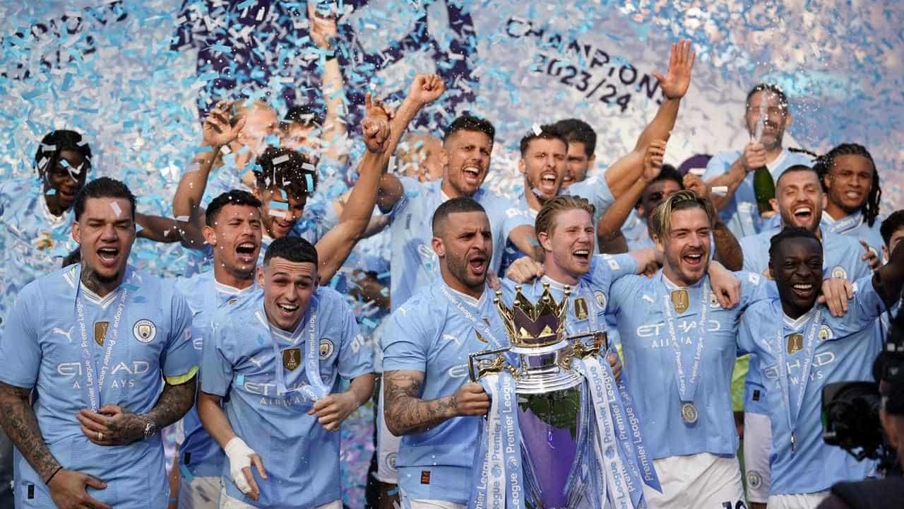 Man City roar to fourth straight Premier League crown