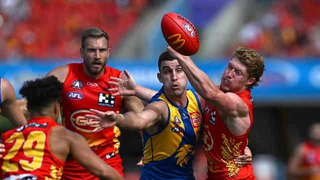 Yeo back for Eagles, Magpies make five changes