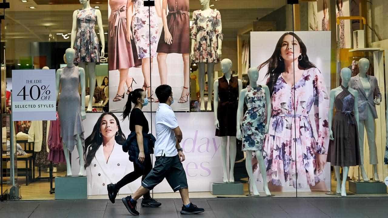 Saving the new fashion as financial pain hits retailers