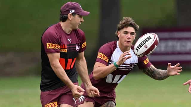 Walsh commits to Broncos, gets Slater boost for Origin