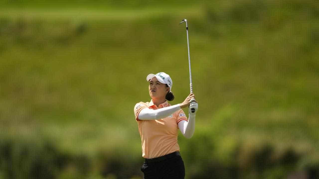 Minjee Lee hangs tough at brutal US Open examination