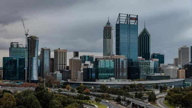 Heavy rain, flash flooding to hit WA