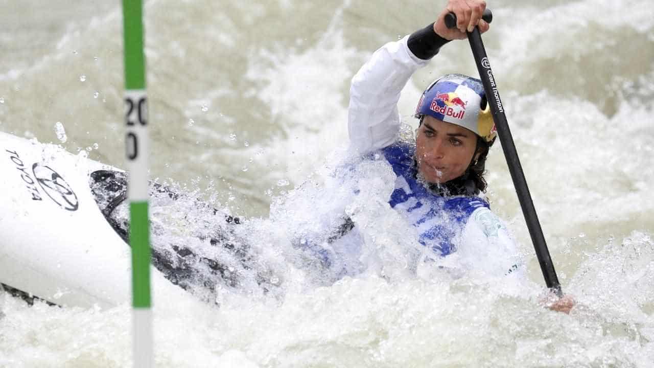 Fox wins canoe World Cup round in build-up to Olympics