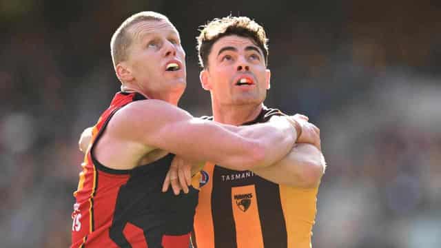 Crows lose Walker, axe O'Brien for Tigers clash