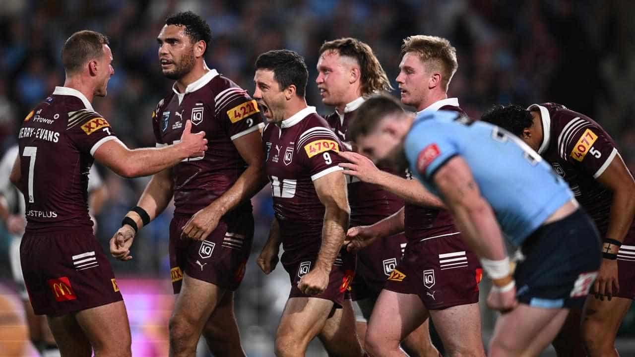 Queensland win Origin I after NSW's Suaalii sent off