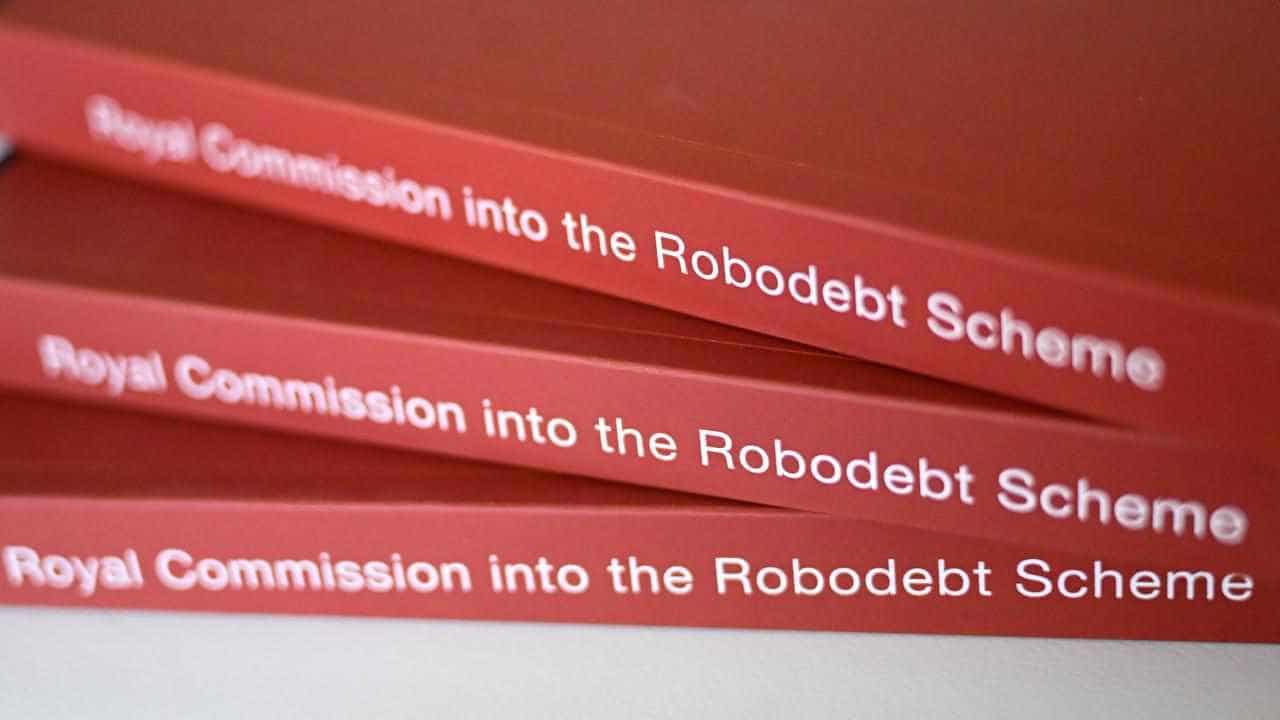 Advocate given second chance in robodebt document fight