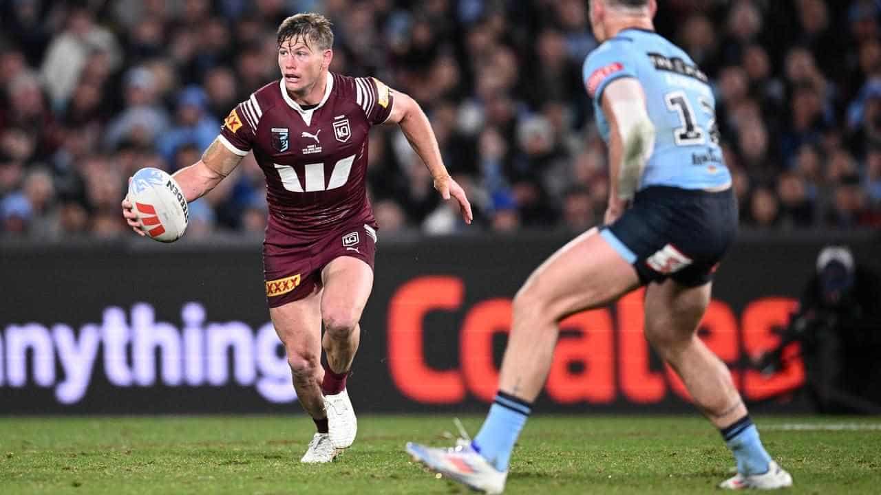 Storm's Queensland Origin pair set to face Knights