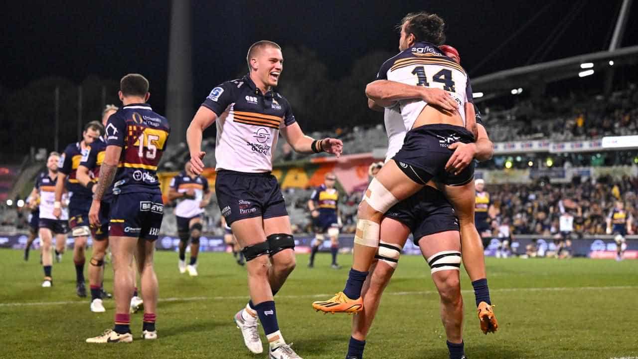 ACT Brumbies surge into Super Rugby Pacific semi-finals