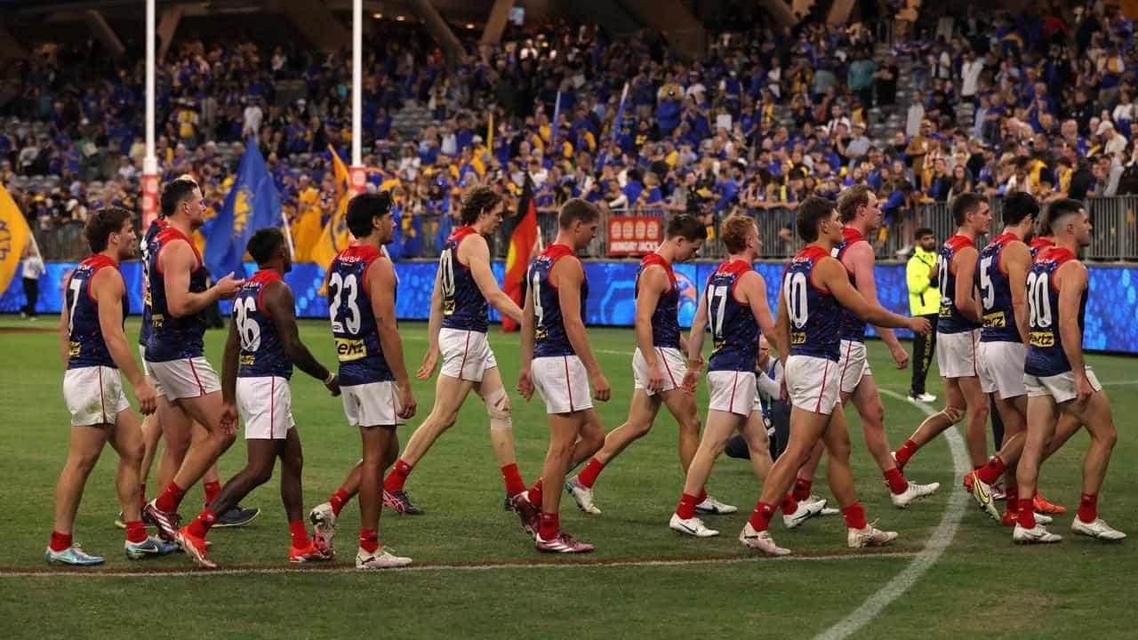 Misfiring Demons reach MCG crossroads against Magpies