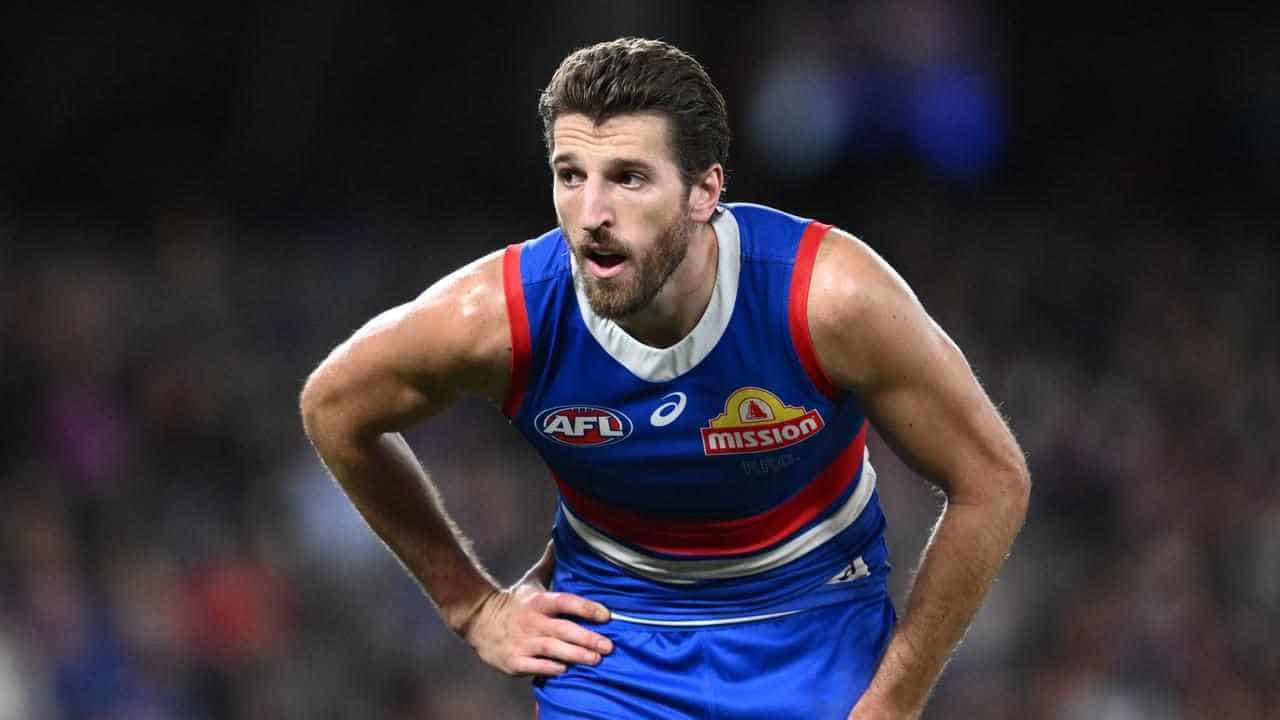 Sick Bontempelli fit to face Dockers: Bulldogs coach