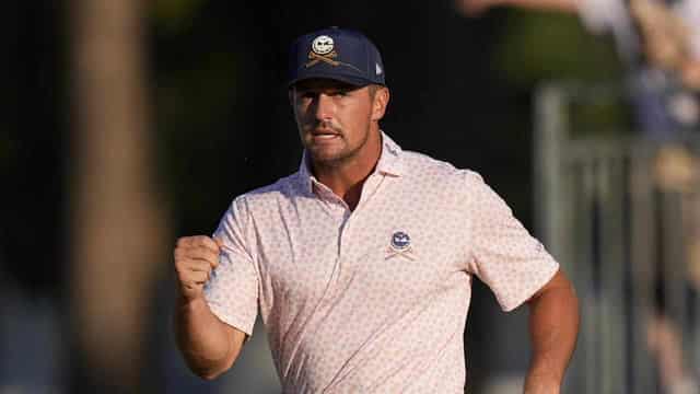 Relaxed DeChambeau on course to claim second US Open