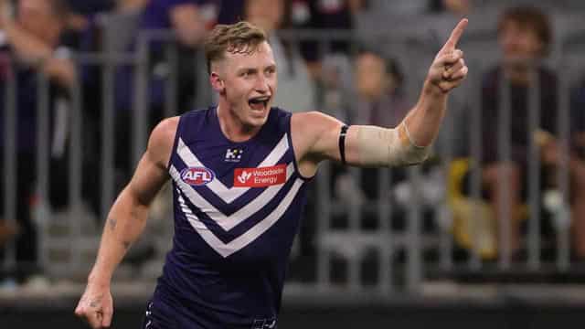 Dockers forward Treacy laughs off goalkicking blooper