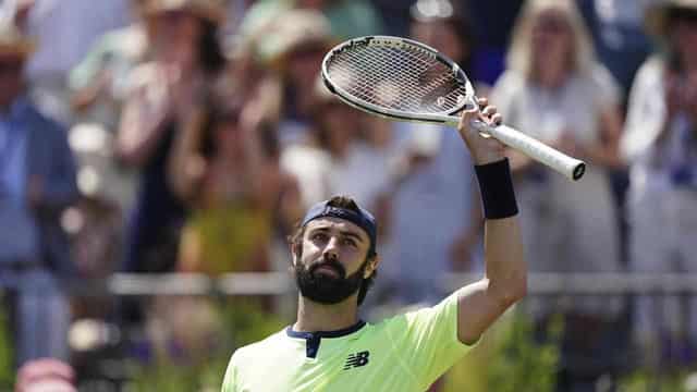 Thompson outplays Fritz to reach Queen's Club semis