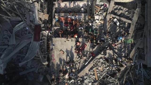 Israeli fighter jets in deadly strikes over Gaza City
