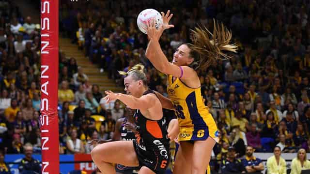 Lightning down Giants in Super Netball, firm up fourth