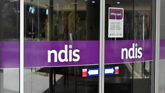 'Disingenuous' NDIS delay to cost $1 billion