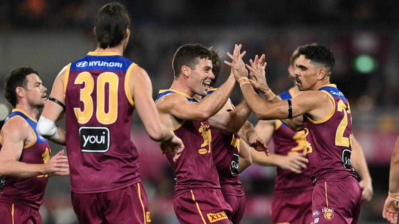 Lions pip Demons after McCluggage's special finish