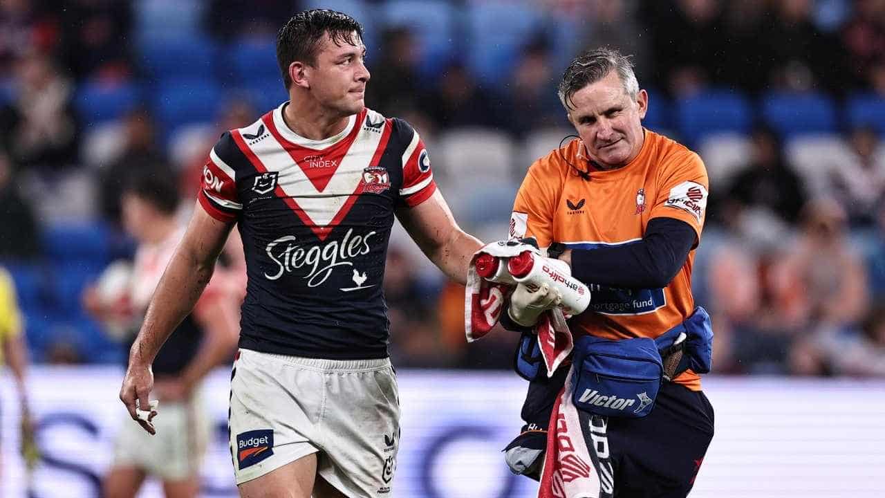 Manu injured as hot Roosters tame last-placed Tigers