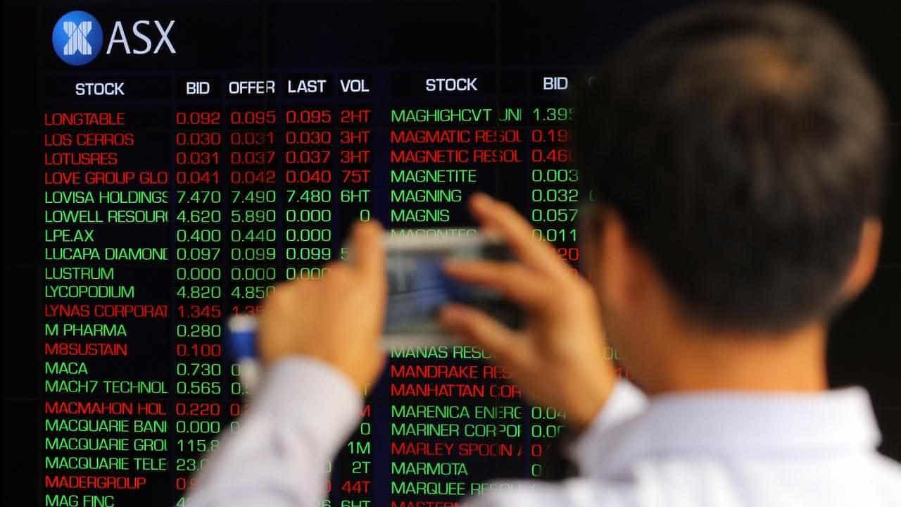 Aust shares drop again as Reserve Bank talks rate hikes